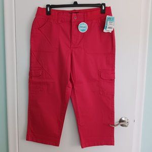 Lee Relaxed Fit Capri's - size 14